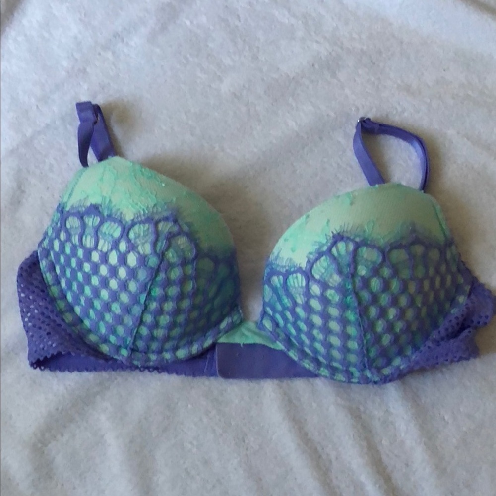 Victoria’s Secret fishnet bra